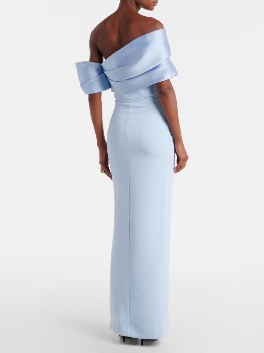 Solace London Alexis asymmetric off-shoulder gown - Picture 5 of 5